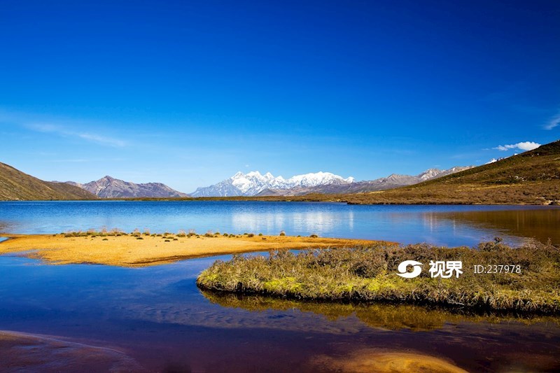 甘孜折多山红海子风光