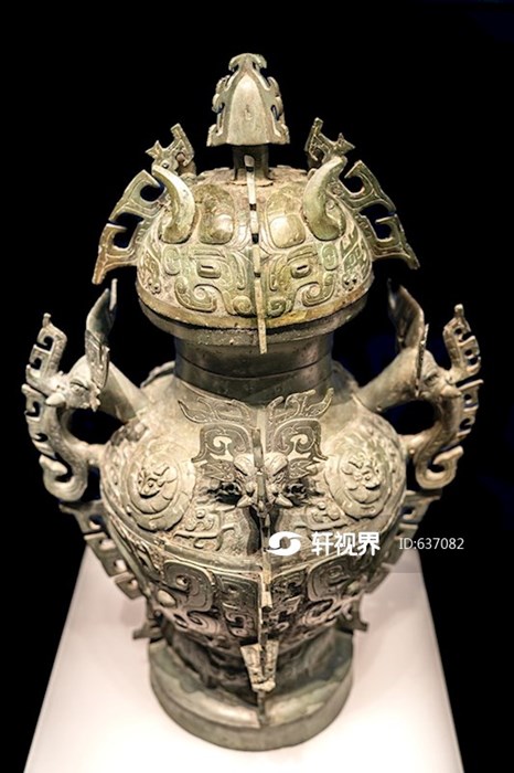 西周青铜器象首耳卷体夔纹铜罍 图片 | 轩视界