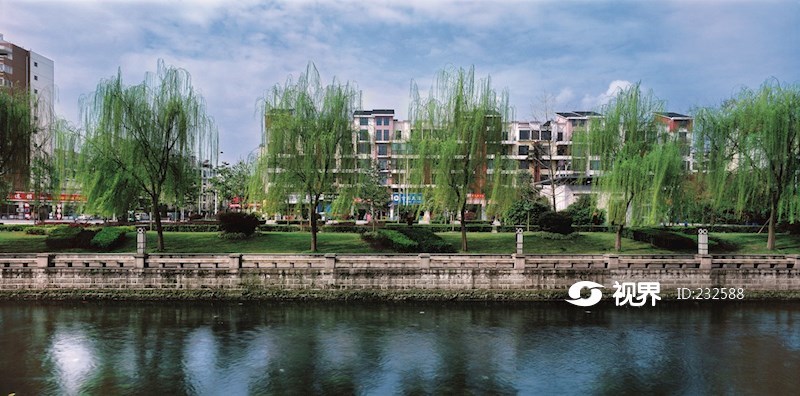 成都温江区杨柳河畔风光