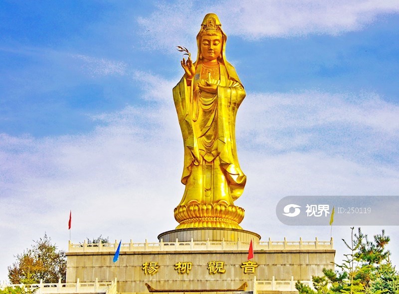 辽宁桓龙湖万乐岛观音像