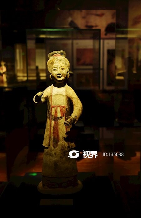 成都博物馆彩绘陶伎乐俑