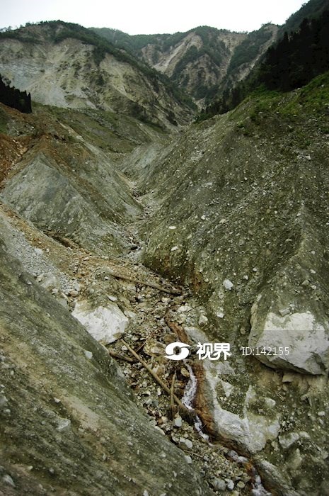 映秀震源点牛圈沟莲花心