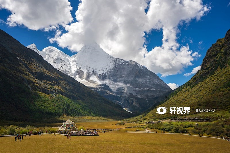 央迈勇神山 图片 | 轩视界