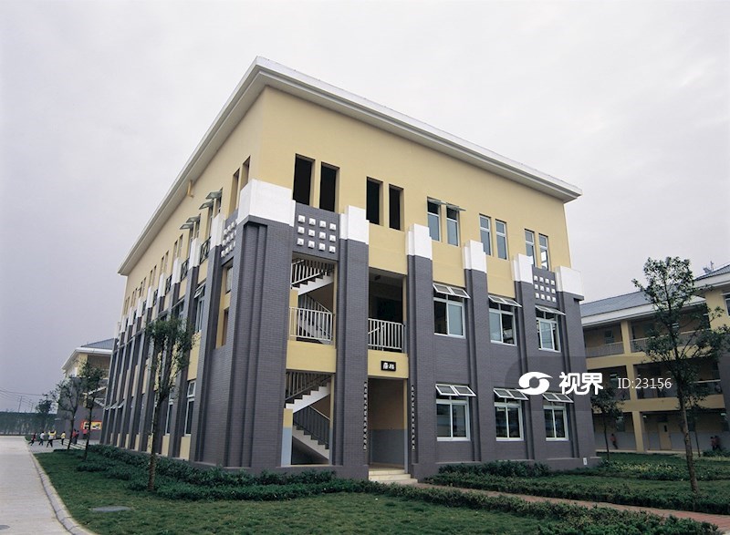 512灾后重建的什邡市北京小学