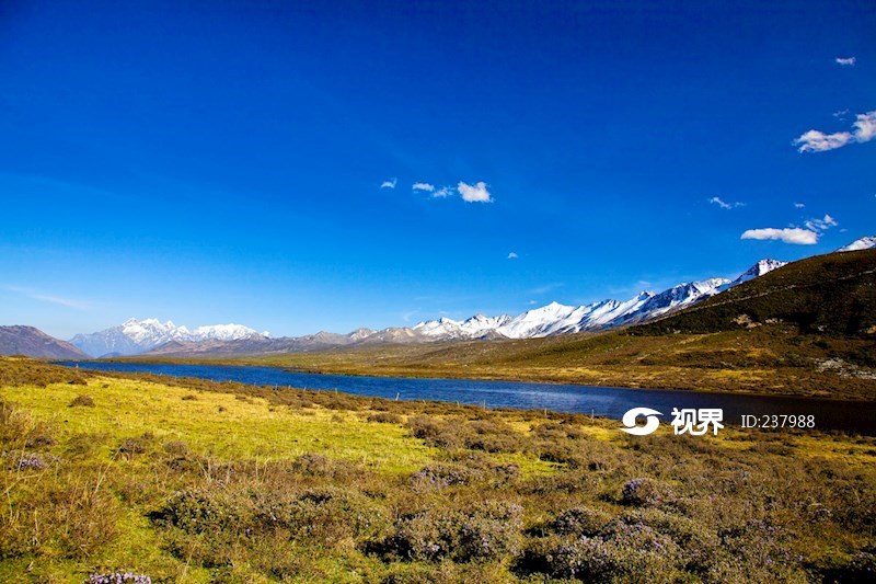 折多山红海子风光