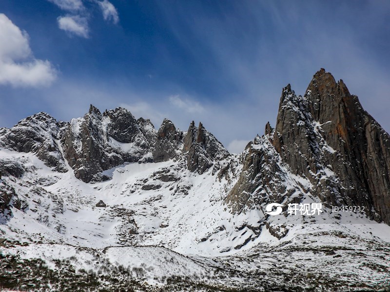 莲宝叶则石头山景区冬景