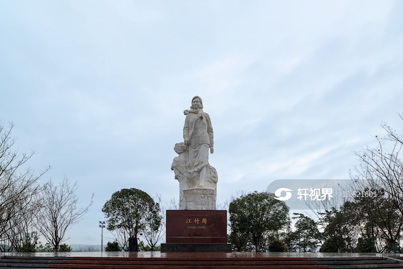 江姐雕塑 江竹筠雕塑 红梅广场 图片 | 轩视界