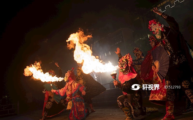 川剧绝活变脸吐火 图片 | 轩视界