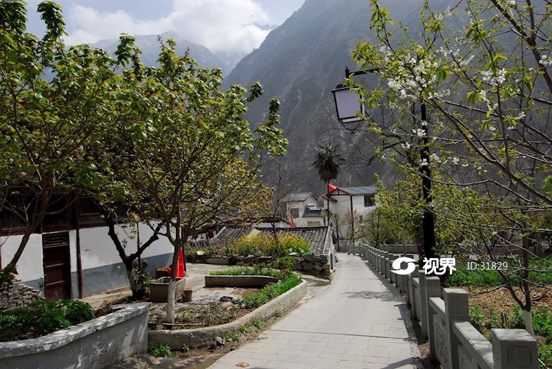 灾后重建汶川三官庙村