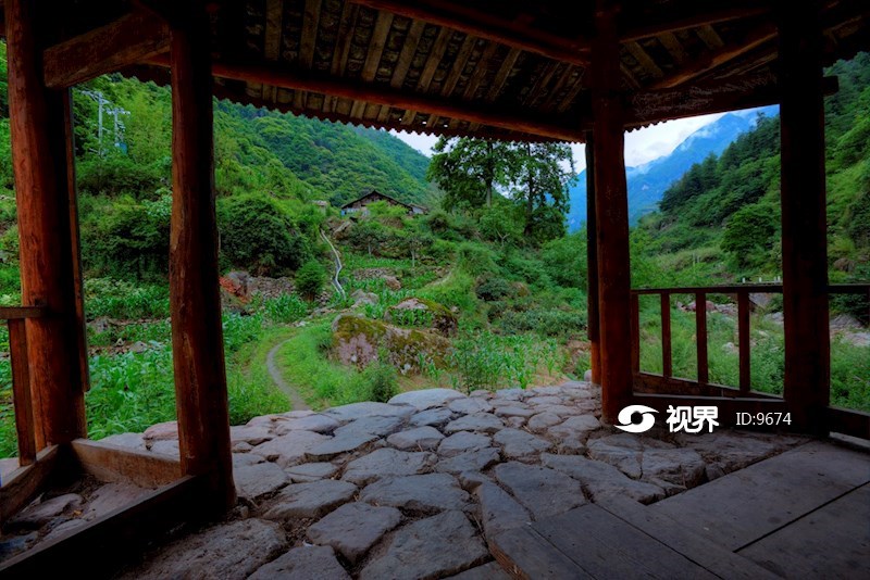 南丝绸之路雅安市汉源县河南乡烟雨廊桥5