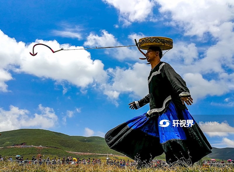 彝族火把节 一 苏尼祈福 图片 | 轩视界