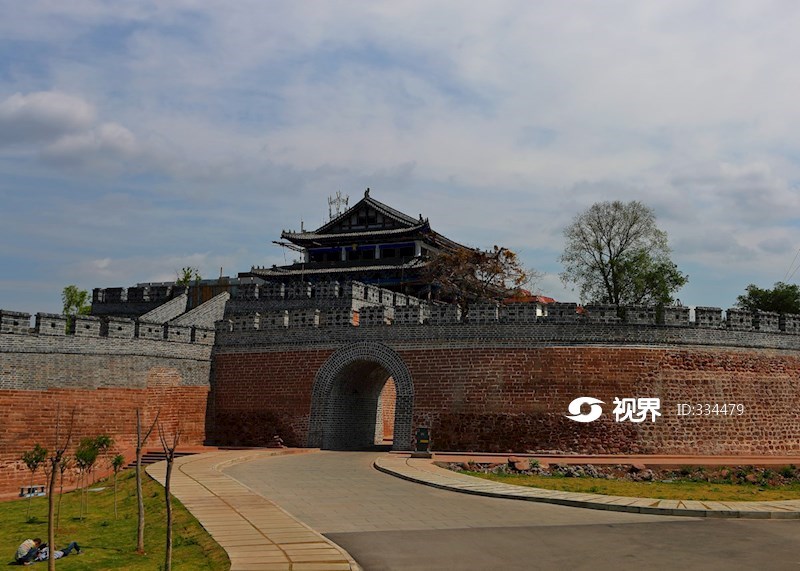 西昌古城安定门东门