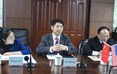 四川省教育厅厅长朱世宏会见了美国大学代表团