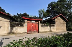 　　老建筑是历史的记录者，原川大女生院是西南地区20世纪40年代大学校园建筑重要遗存，承载着厚重的历史记忆和人文气息，是不可多得的文化遗存。