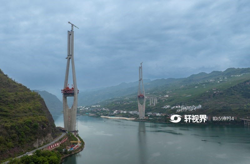 建设中的新市金沙江特大桥初露端倪 图片 | 轩视界