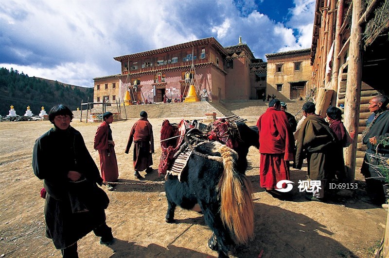 藏传佛教觉囊派寺庙壤塘藏哇寺