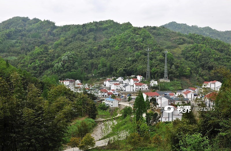 512灾后重建的彭州市磁峰镇石门满天星