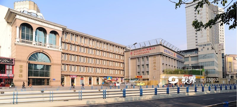 成都滨江路街景