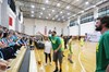 国际篮球高手走进成都玉林中学 与青少年交流篮球技艺